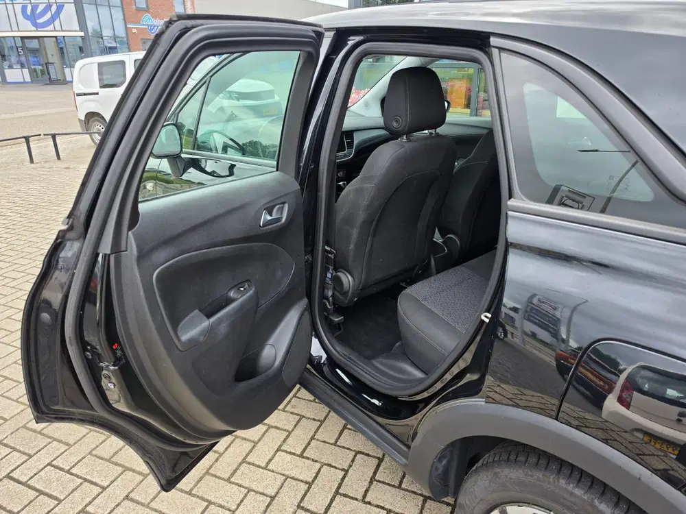 Opel Crossland 1.2 Turbo Edition uit 2021, foto 9