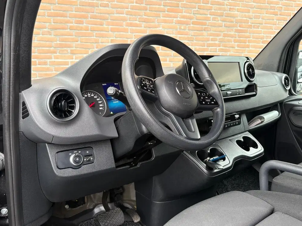 Mercedes-Benz Sprinter 319CDI 190PK L2H1 RWD uit 2022, foto 2