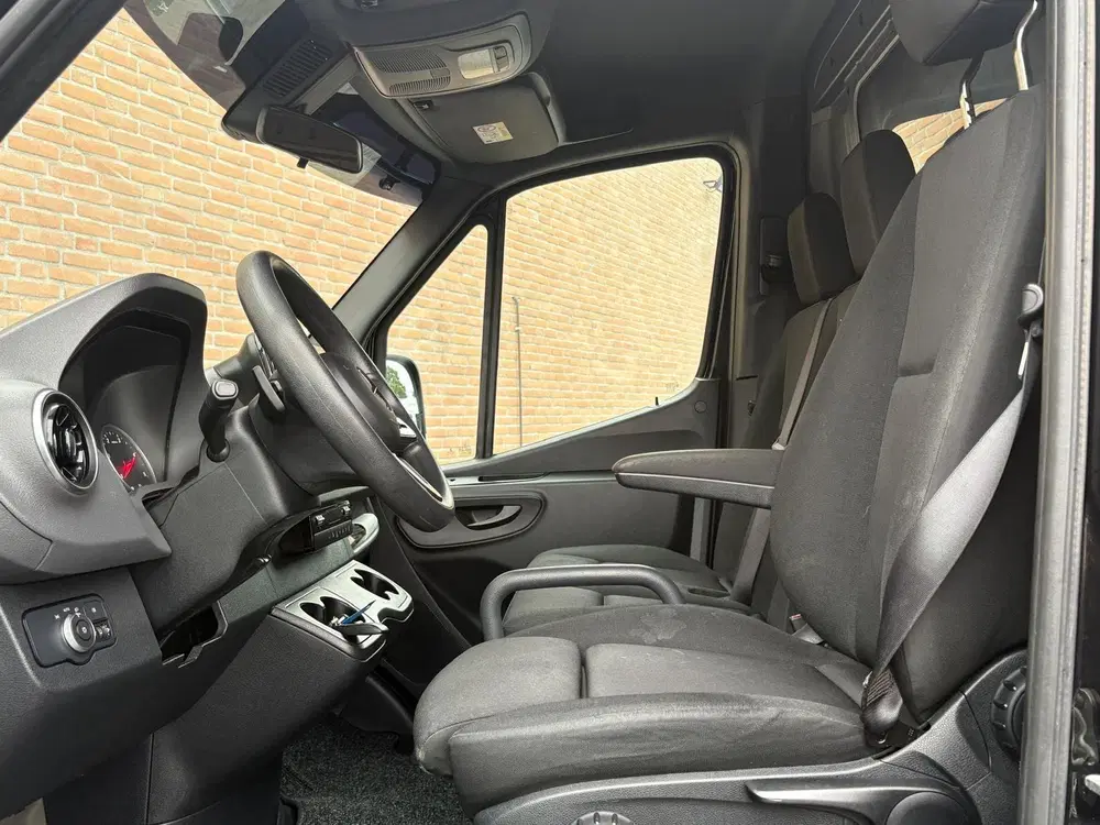 Mercedes-Benz Sprinter 319CDI 190PK L2H1 RWD uit 2022, foto 5