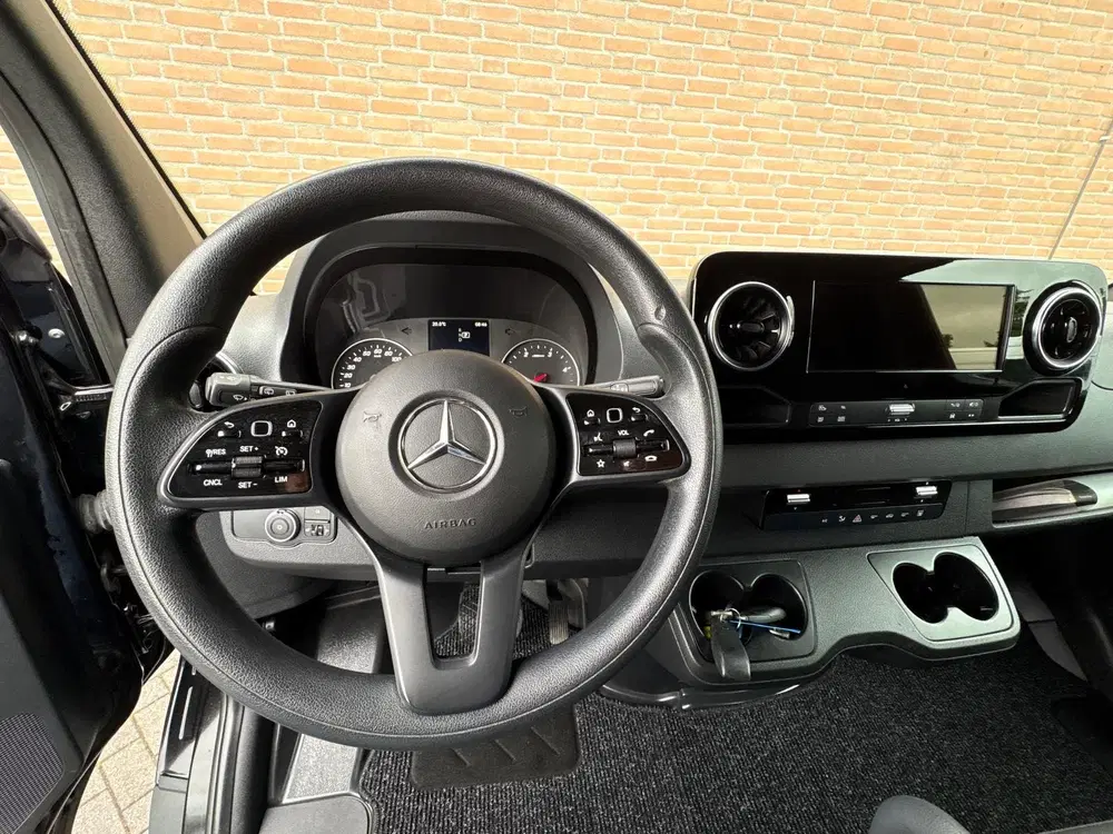 Mercedes-Benz Sprinter 319CDI 190PK L2H1 RWD uit 2022, foto 7