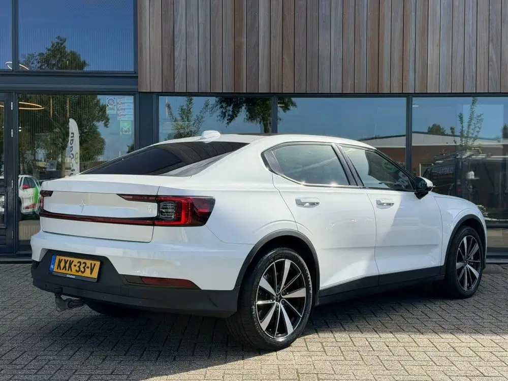 Polestar 2 Long range Dual Motor 78kWh uit 2022, foto 2