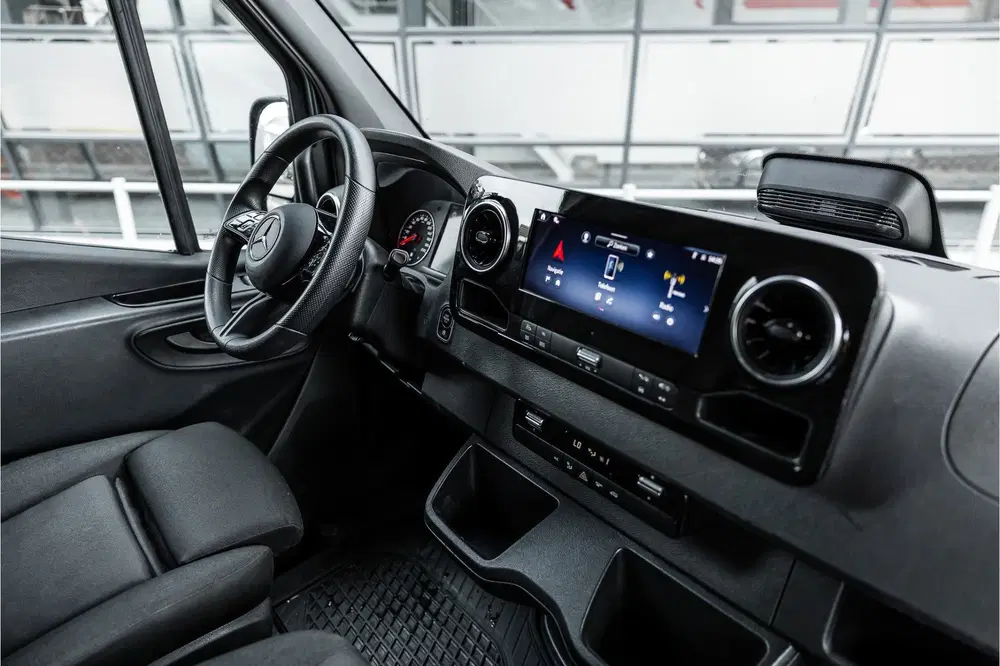 Mercedes-Benz Sprinter 317 1.9 CDI L2H2 uit 2024, foto 11