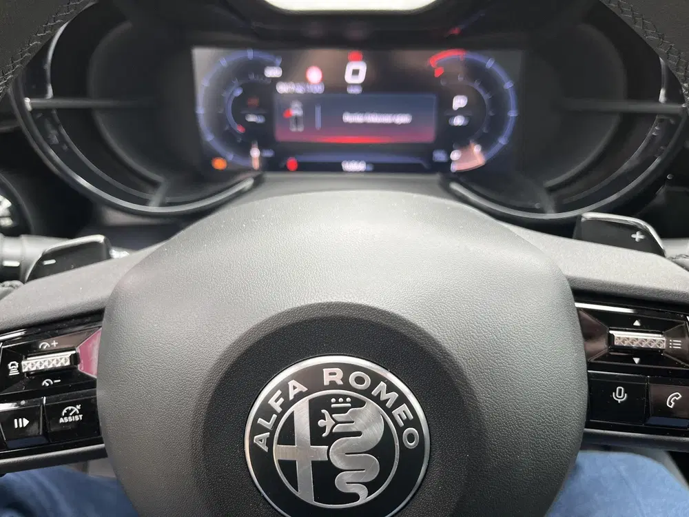 Alfa Romeo Junior 1.2 Turbo Hybrid Ibrida uit 2025, foto 15