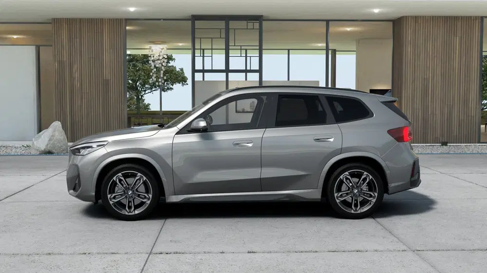 BMW iX1 eDrive20 M Sport uit 2026, foto 5