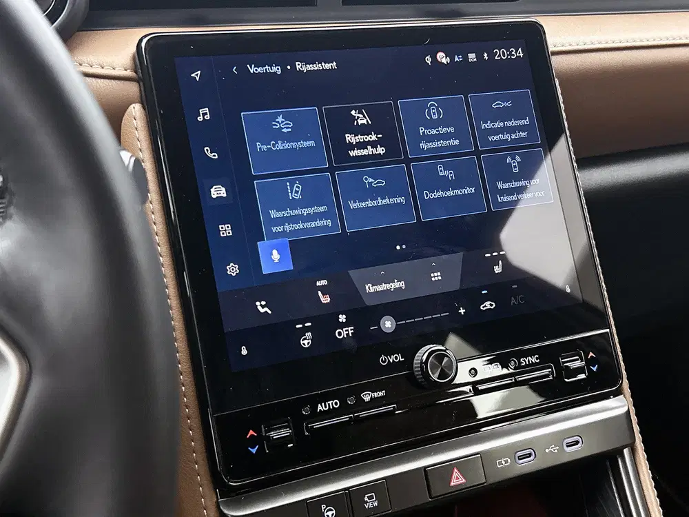 Lexus LBX Relax + Advanced Pack uit 2025, foto 12