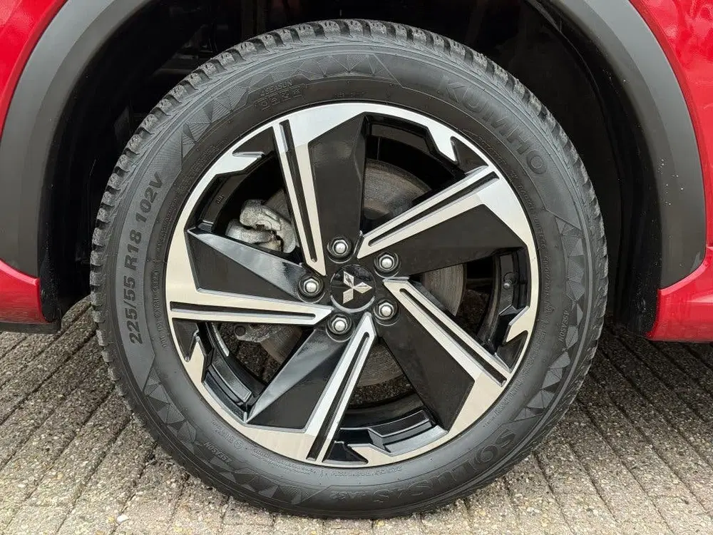 Mitsubishi Eclipse Cross Automaat 2.4 PHEV Executive uit 2025, foto 8