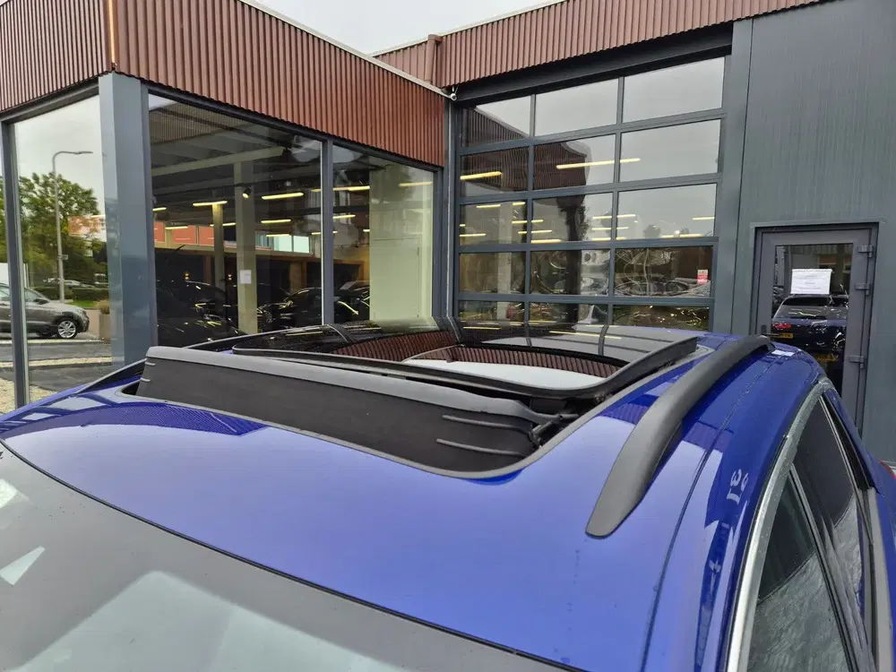Volkswagen T-Roc R 2.0 TSI 300pk 4Motion 7-DSG 2021 Blauw uit 2021, foto 10