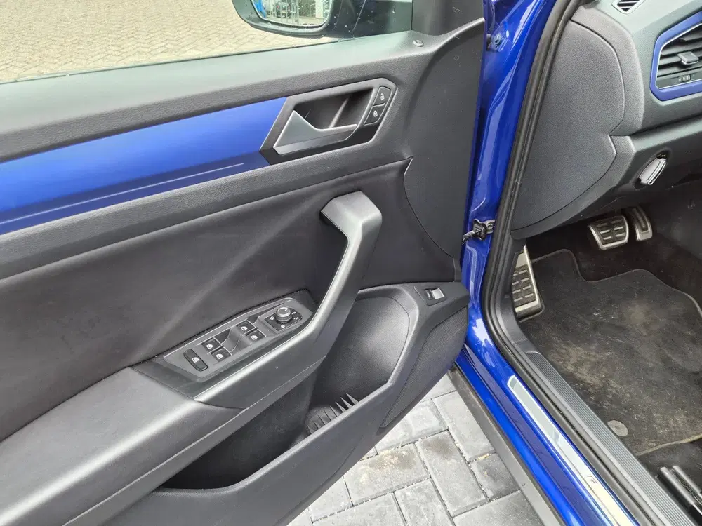 Volkswagen T-Roc R 2.0 TSI 300pk 4Motion 7-DSG 2021 Blauw uit 2021, foto 12