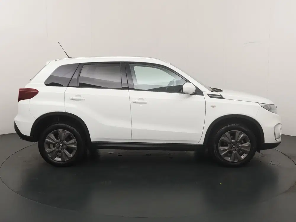 Suzuki Vitara 1.4 Boosterjet Select Smart Hybrid AllGrip uit 2022, foto 6