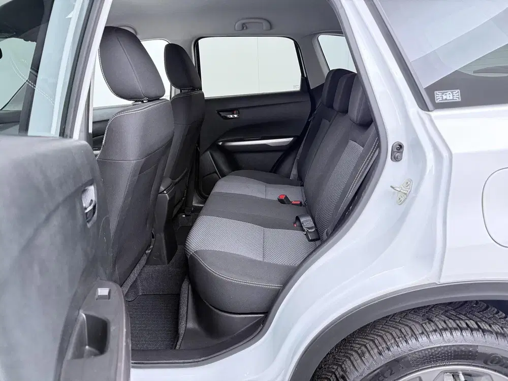 Suzuki Vitara 1.4 Boosterjet Select Smart Hybrid AllGrip uit 2022, foto 9