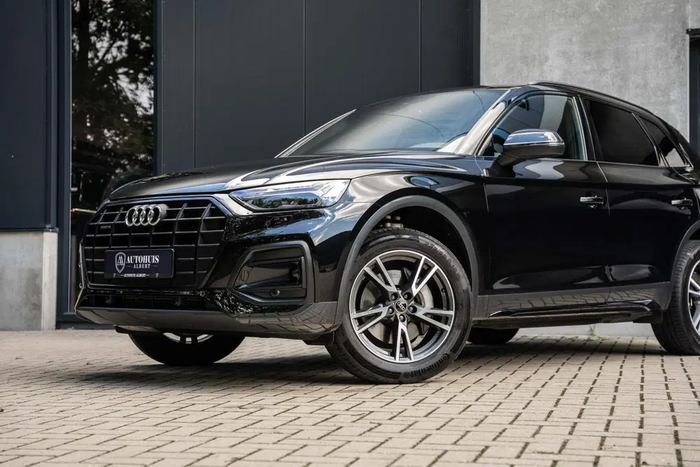 Audi Q5 50 TFSIe Matrix ACC Tour S-line Trekhaak 1 uit 2025, foto 4