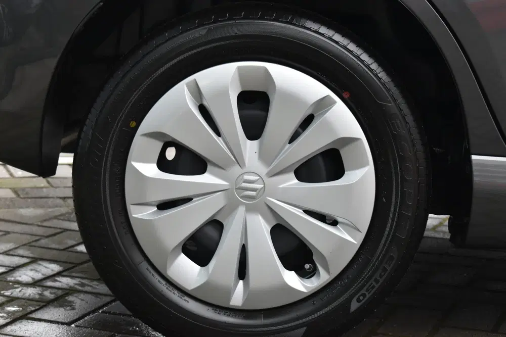 Suzuki Swift 1.2 Comfort Smart Hybrid Handgeschakeld 82 uit 2025, foto 9