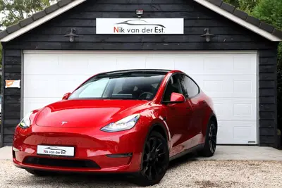 Tesla Model Y Long Range AWD-HW3-Trekhaak-Stoelverwarmin uit 2021