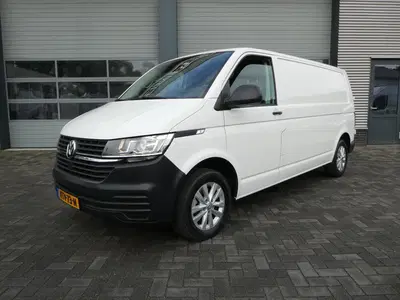 Volkswagen Transporter 2.0 TDI L2H1 150 pk automaat uit 2023