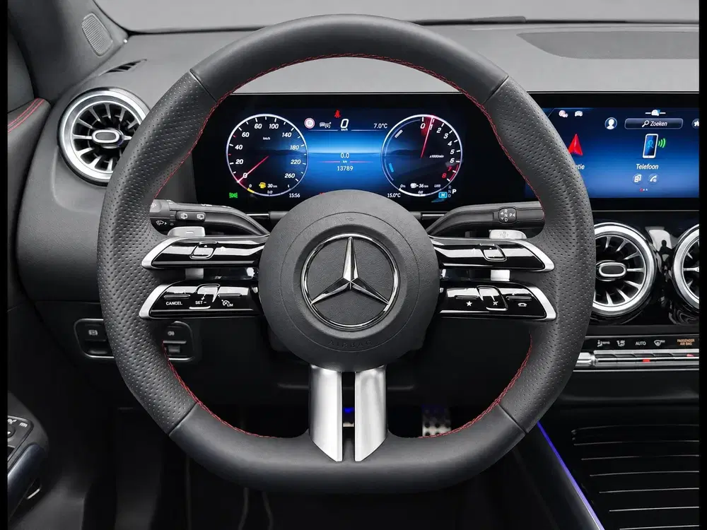 Mercedes-Benz GLA 250 e Business Solution AMG uit 2025, foto 13