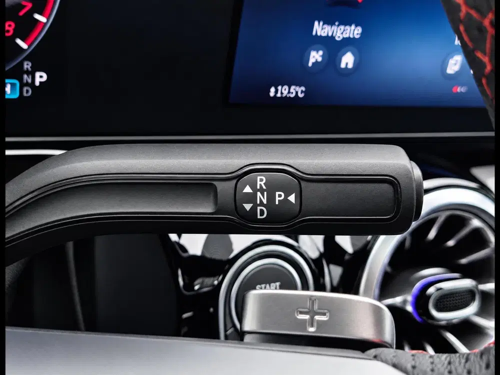 Mercedes-Benz GLA 250 e Business Solution AMG uit 2025, foto 15