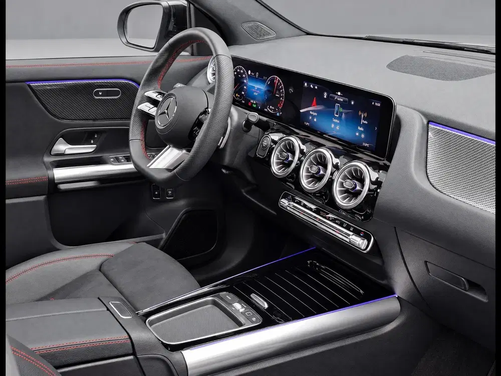 Mercedes-Benz GLA 250 e Business Solution AMG uit 2025, foto 4