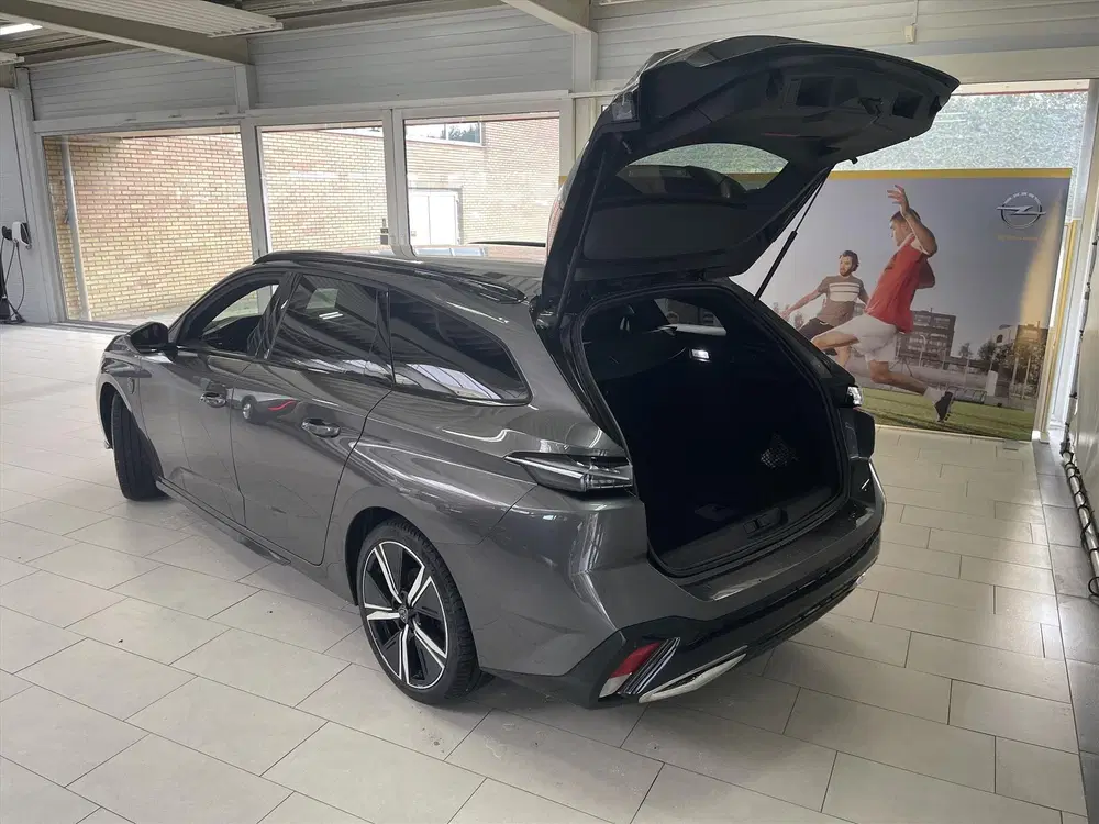 Peugeot 308 1.2 Puretech 130pk EAT8 GT *NAVI uit 2023, foto 4