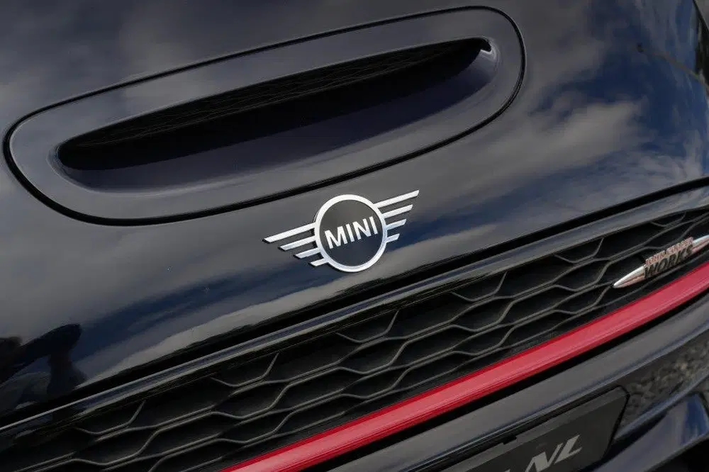 Mini Cabrio 2.0 JCW CHILI uit 2020, foto 10
