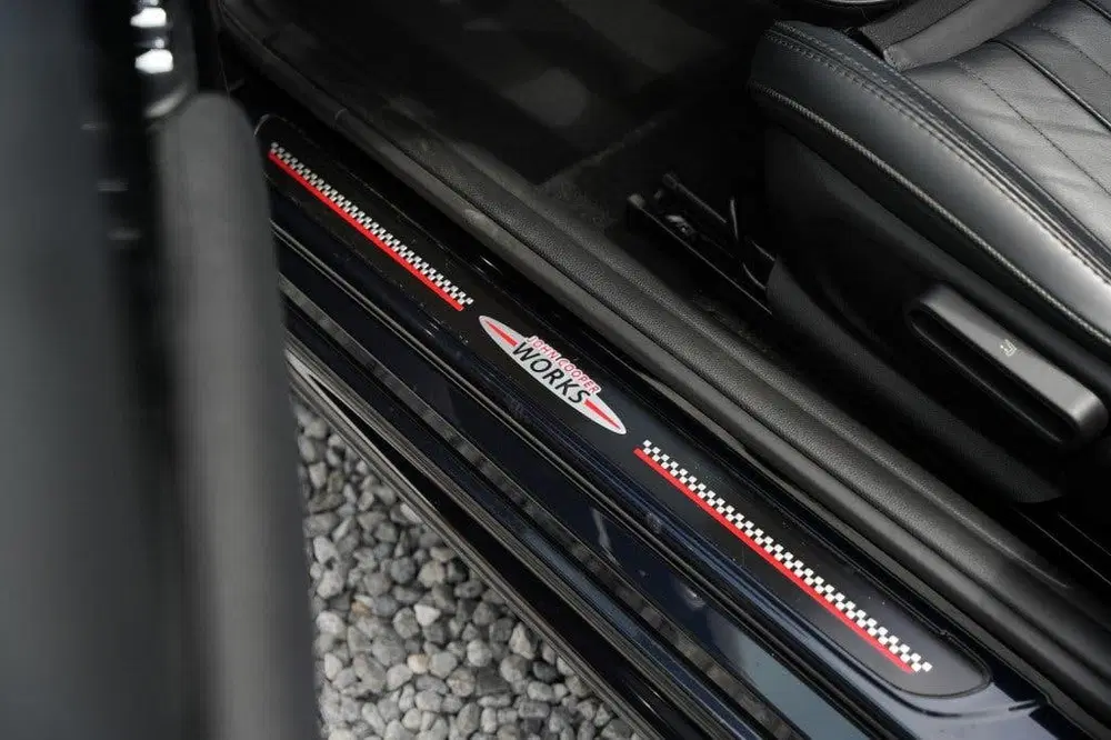 Mini Cabrio 2.0 JCW CHILI uit 2020, foto 12