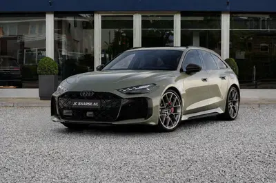 Audi RS5 RS5 AVANT E-HYBRID uit 2026