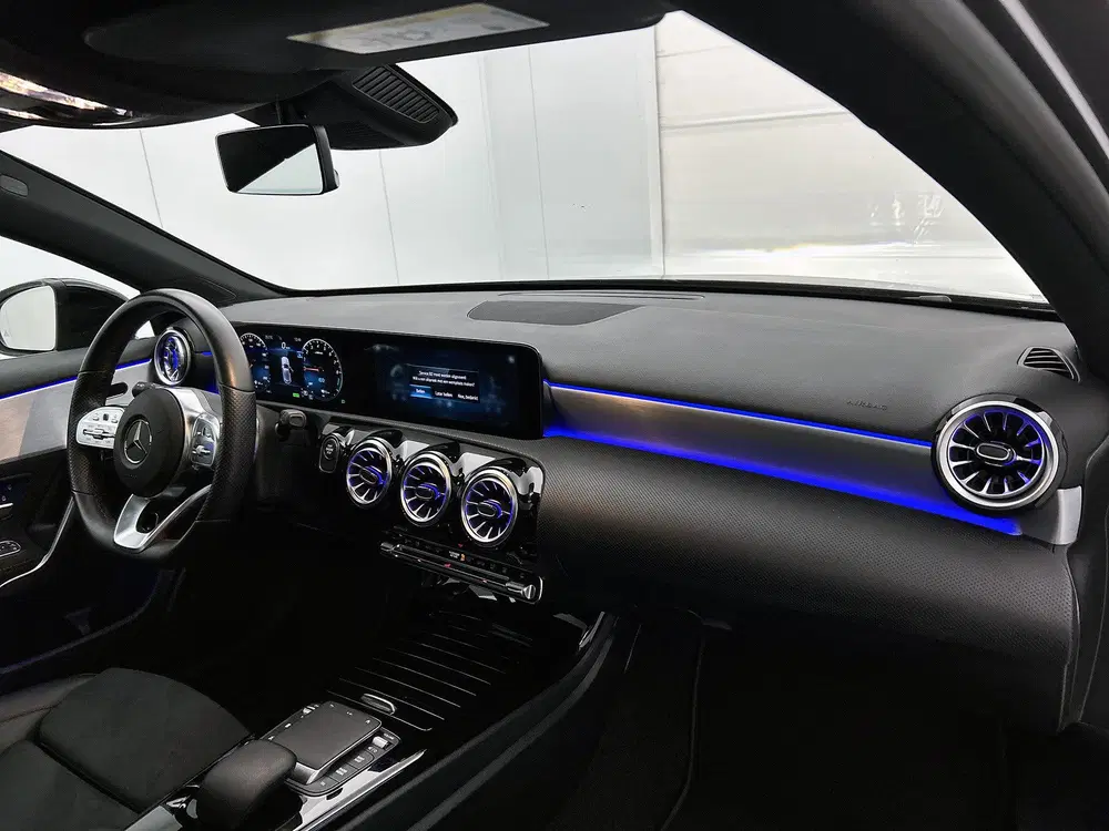 Mercedes-Benz A-Klasse 250 e AMG Line uit 2022, foto 7