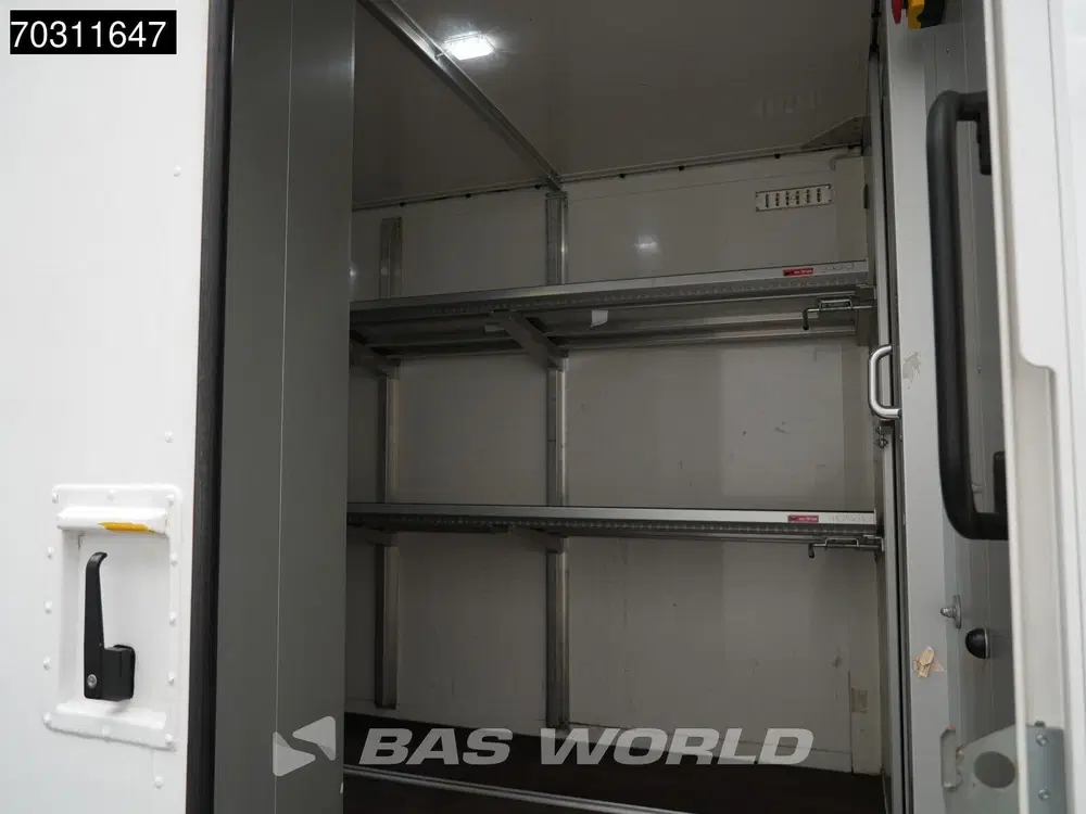 MAN TGE 433cm Bakwagen Achterdeuren Zijdeur Camera uit 2019, foto 14