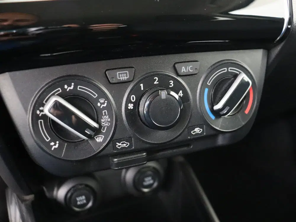 Suzuki Swift 1.2 Select uit 2019, foto 9