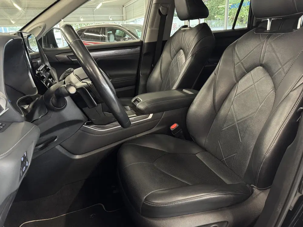 Toyota Highlander 2.5 AWD Hybrid Premium uit 2021, foto 8
