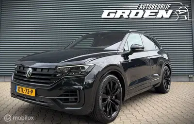 Volkswagen Touareg 3.0 TSi 4MOTION R-LINE PANO uit 2023