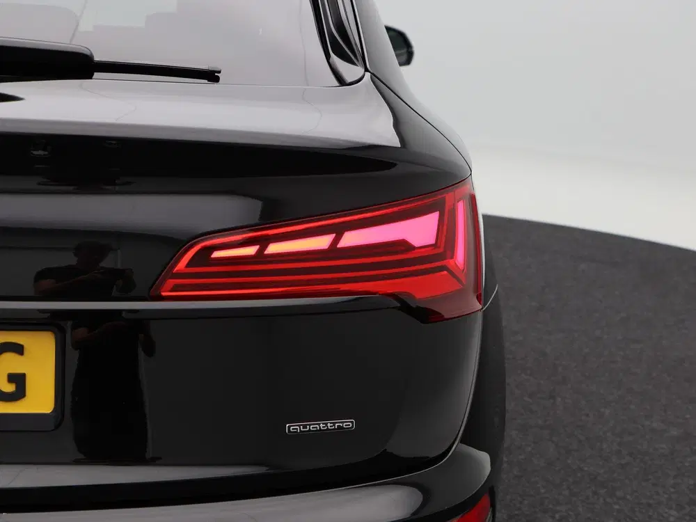 Audi Q5 50 TFSi 299 Pk e S edition uit 2021, foto 13