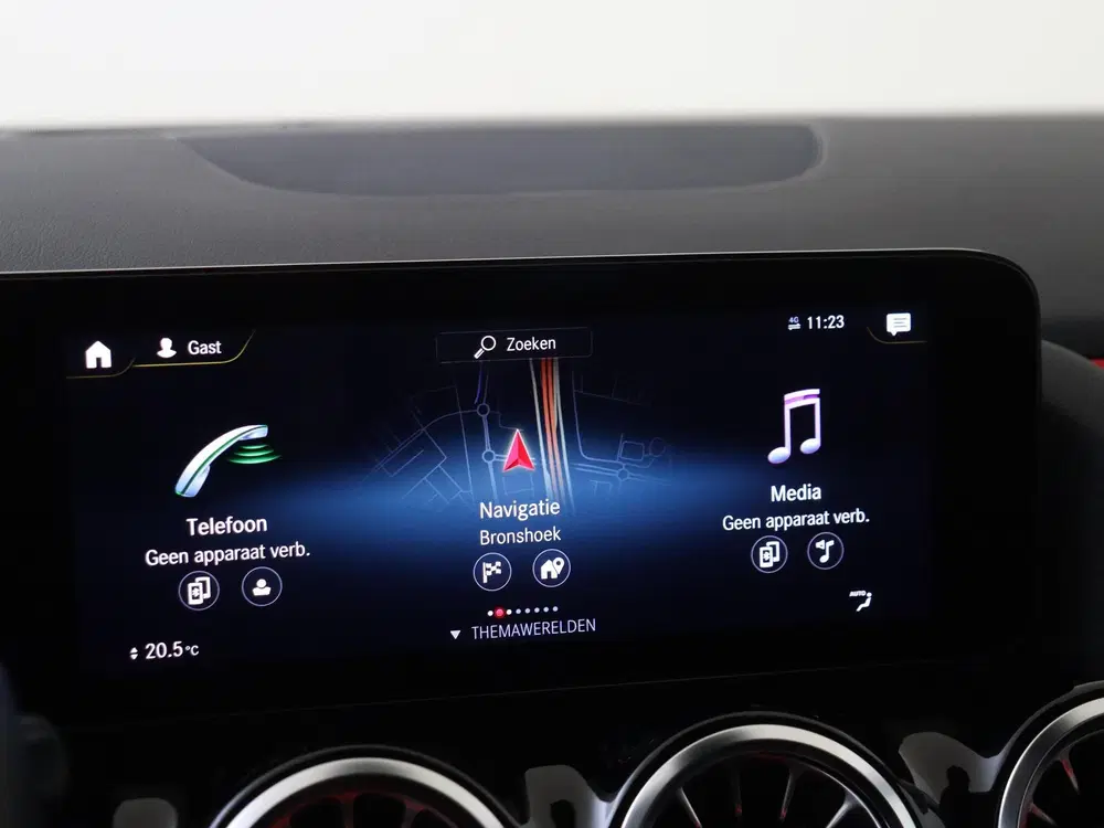 Mercedes-Benz B-Klasse 250 e Premium Head-up uit 2022, foto 15
