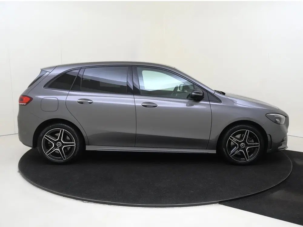 Mercedes-Benz B-Klasse 250 e Premium Head-up uit 2022, foto 8
