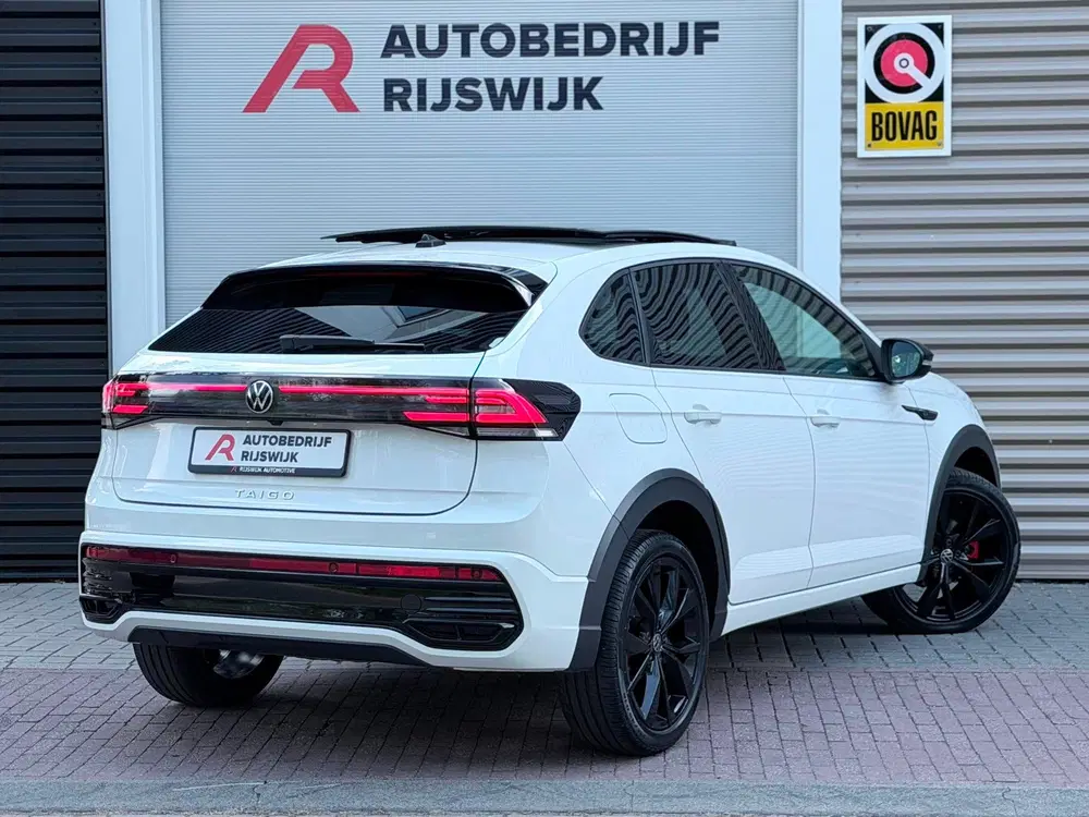 Volkswagen Taigo 1.5 TSI 3xR-Line Pano uit 2022, foto 4