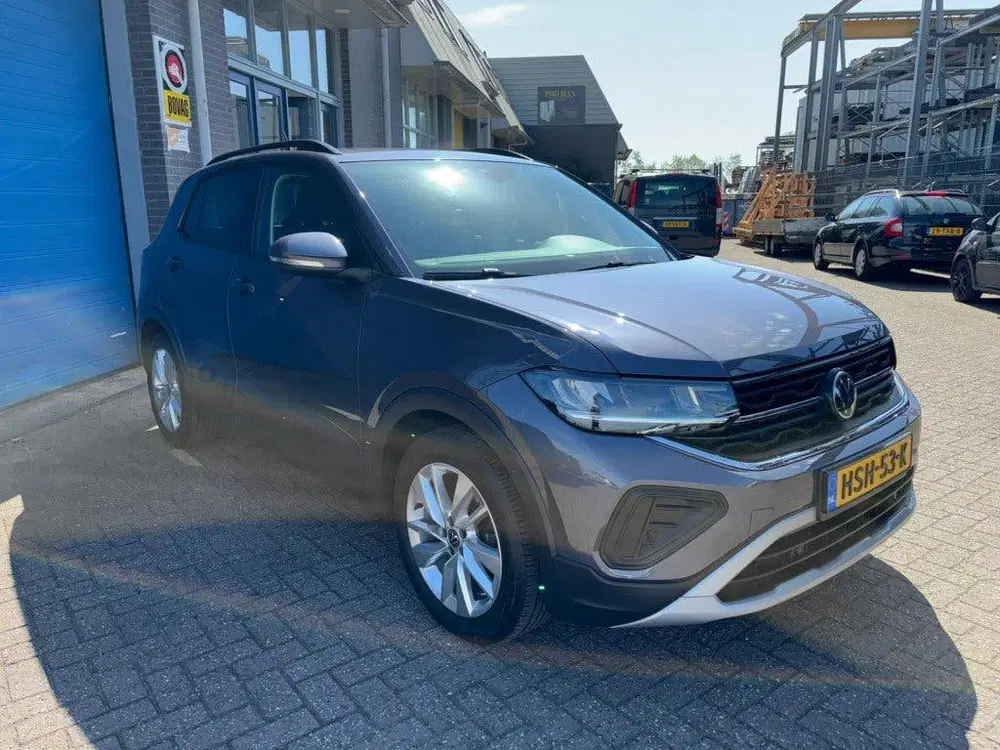 Volkswagen T-Cross 1.0 TSI LIFE EDITION uit 2024, foto 7
