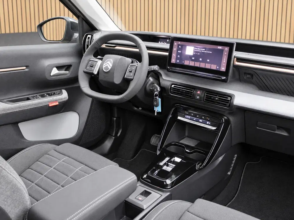 Citroën C3 Aircross Citroen C3 Aircross HYBRID 145 PLUS VOORRA uit 2026, foto 3