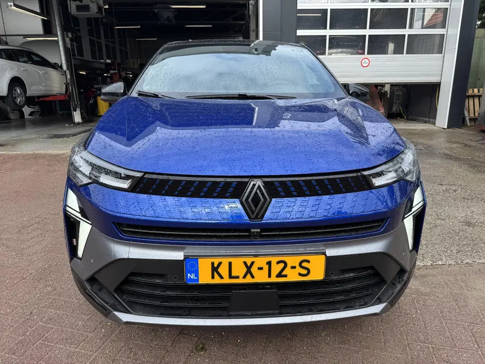 Renault Captur 1.8 E-Tech 160 esprit Alpine+Pack Privileg uit 2026, foto 2