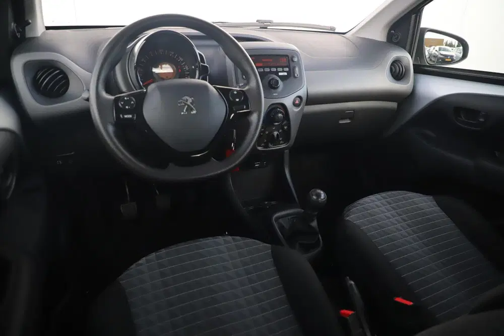 Peugeot 108 1.0 e-VTi Active NAP All-season banden Air uit 2021, foto 12