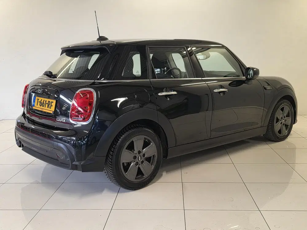 Mini Cooper 1.5 Cooper Camden Edition Navigatie uit 2023, foto 5