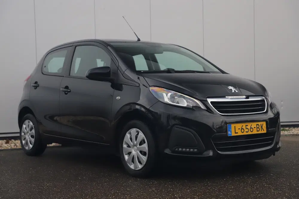 Peugeot 108 1.0 e-VTi Active Radio Bluetooth Airco Ele uit 2021, foto 3