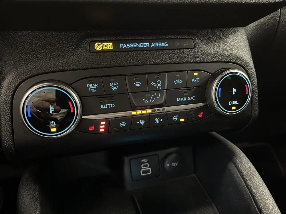 Ford Kuga 2.5 PHEV ST-Line uit 2023, foto 13