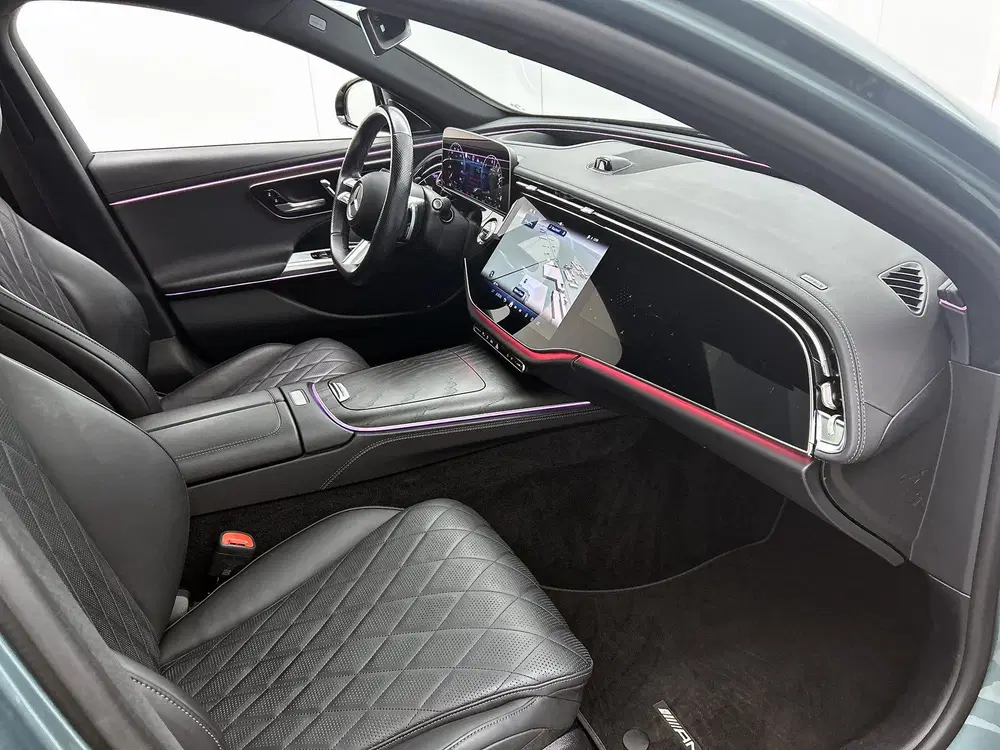 Mercedes-Benz E-Klasse 300 e AMG Line Trekhaak uit 2024, foto 7