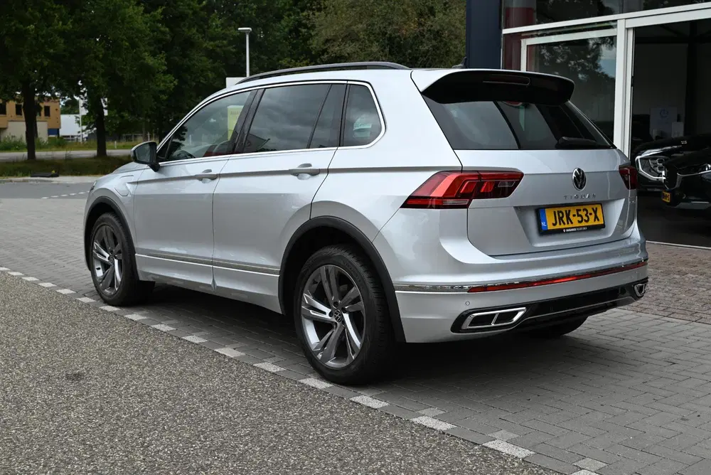 Volkswagen Tiguan 1.4 TSI eHybrid R-Line Business+ uit 2022, foto 5