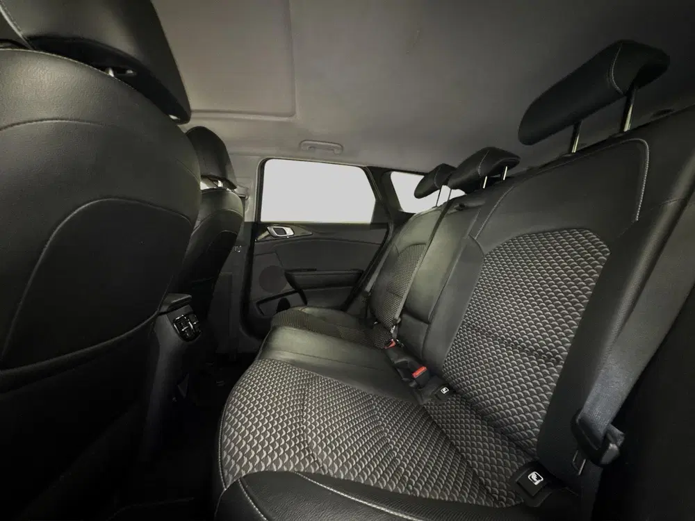 Kia Ceed 1.0 T-GDi ExecutiveLine uit 2024, foto 6