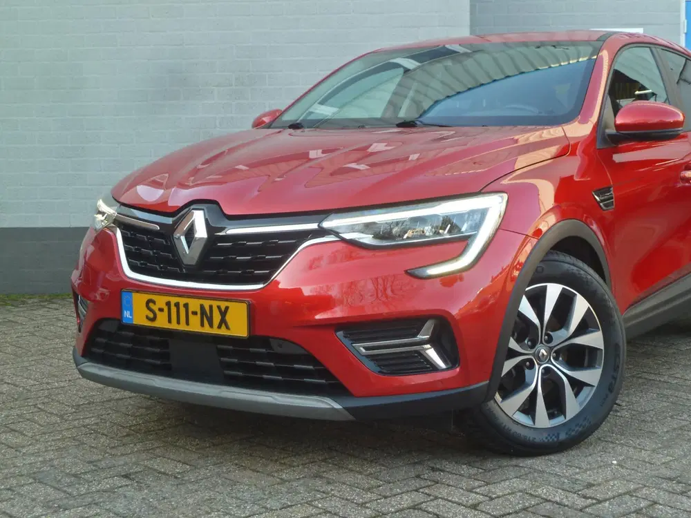 Renault Arkana 1.6 E-Tech hybrid 145 techno uit 2022, foto 2
