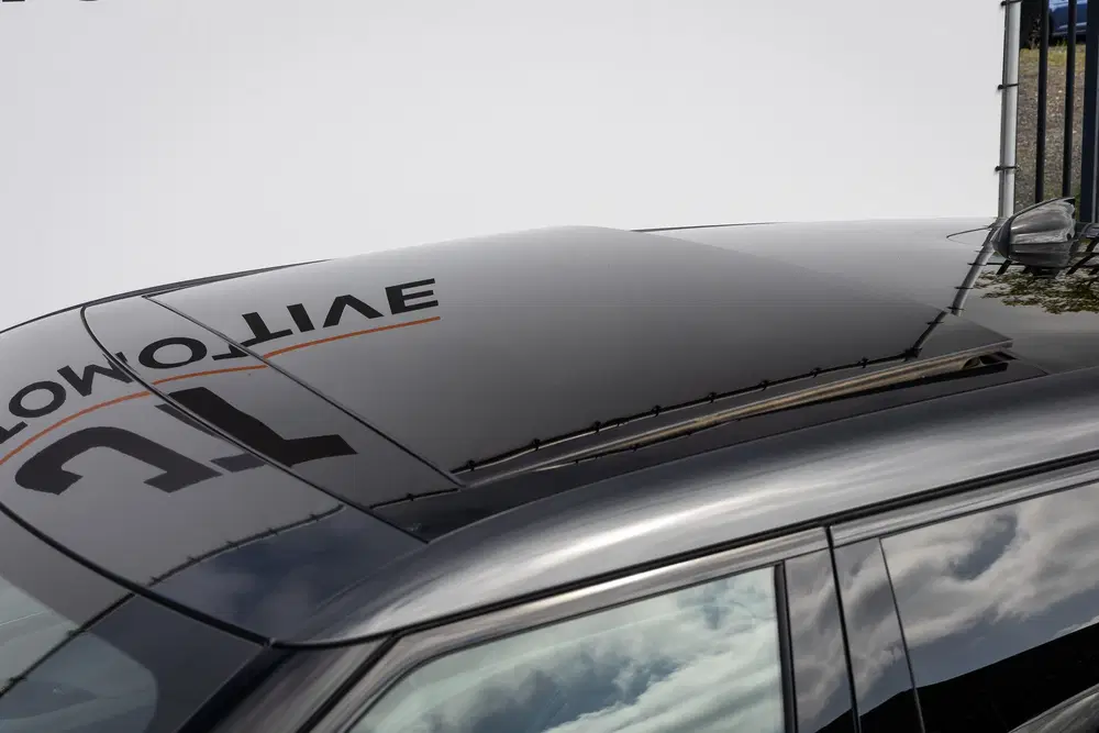 Land Rover Range Rover Evoque 1.5 P300e AWD R-D SE Panoramad uit 2020, foto 6
