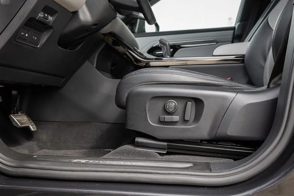 Land Rover Range Rover Evoque 1.5 P300e AWD R-D SE Panoramad uit 2020, foto 8