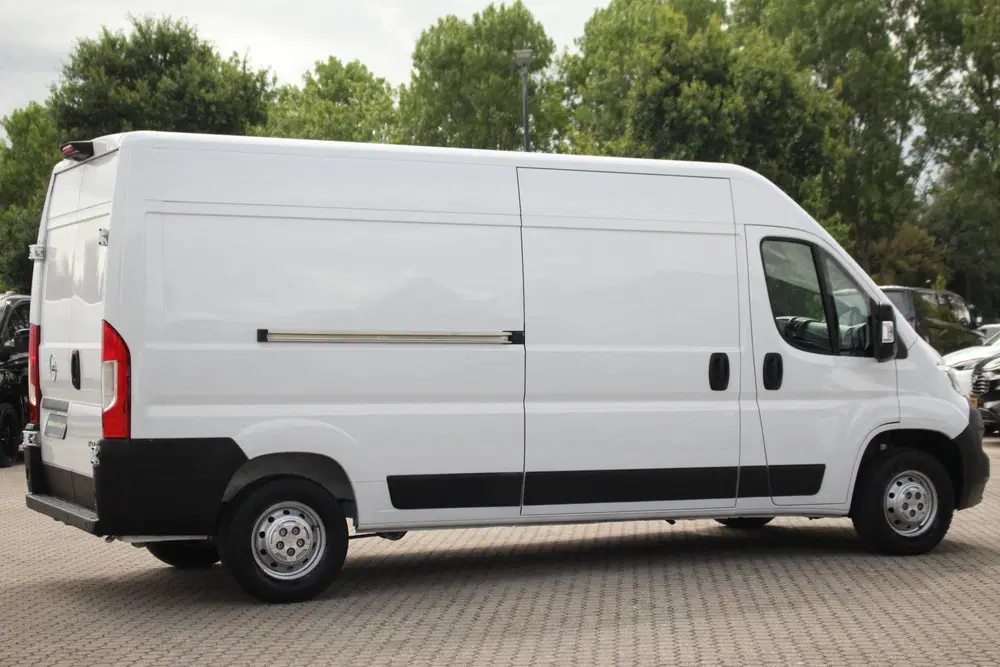 Opel Movano 140pk L3H2 Edition uit 2024, foto 4