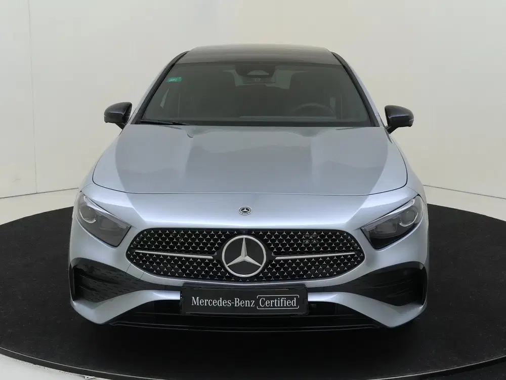 Mercedes-Benz A-Klasse 250 e Star Edition AMG Line uit 2025, foto 9