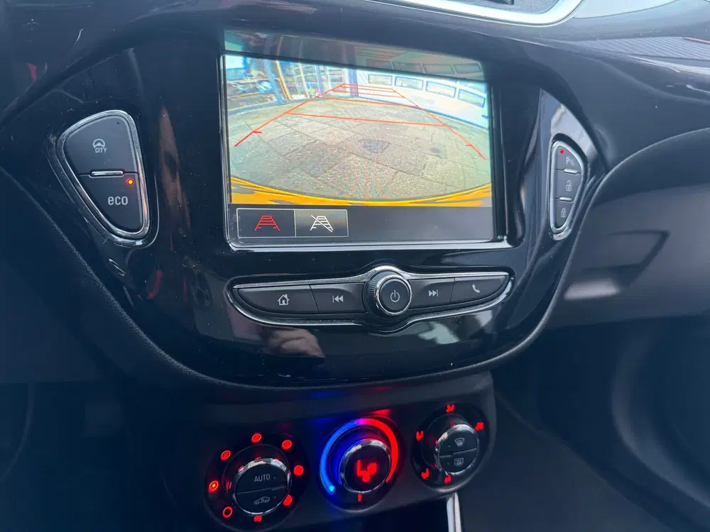 Opel Corsa 1.4 Online Edition uit 2019, foto 14